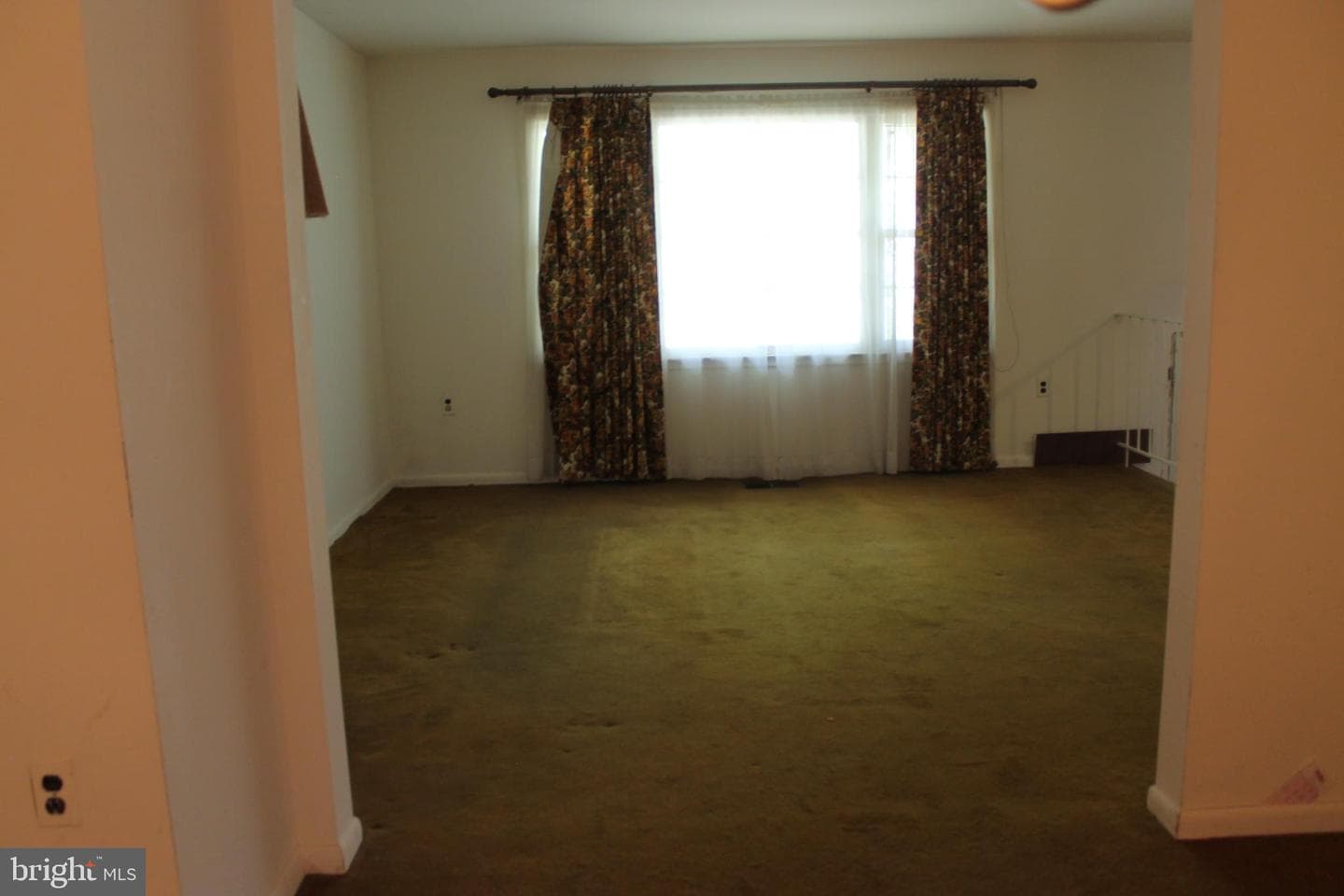 9309 Cross Bow Road photo 4