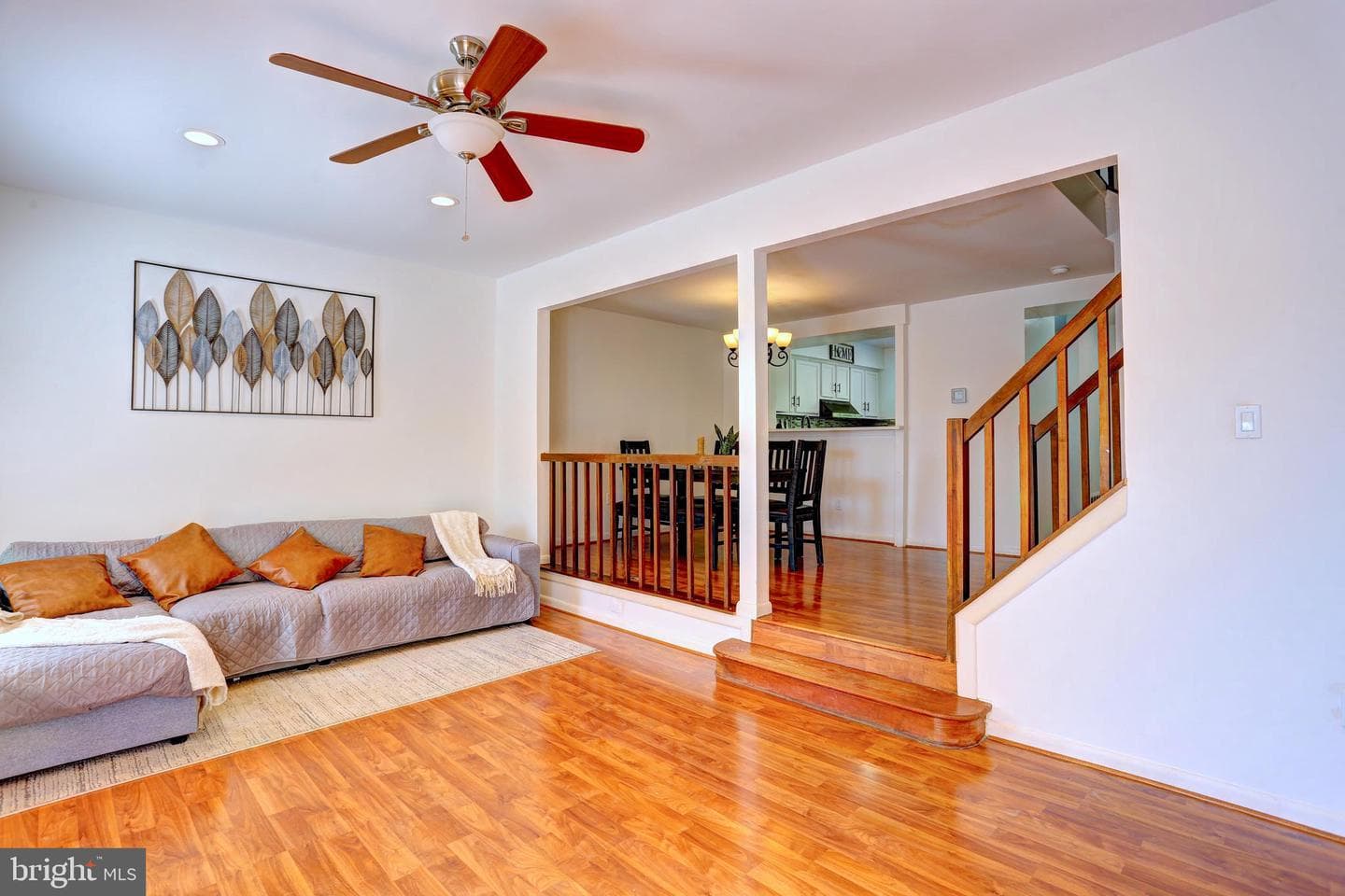8239 Londonderry Court photo 7