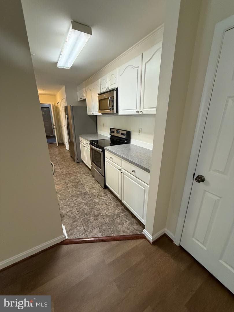 9704 Lake Pointe Court #102 photo 17