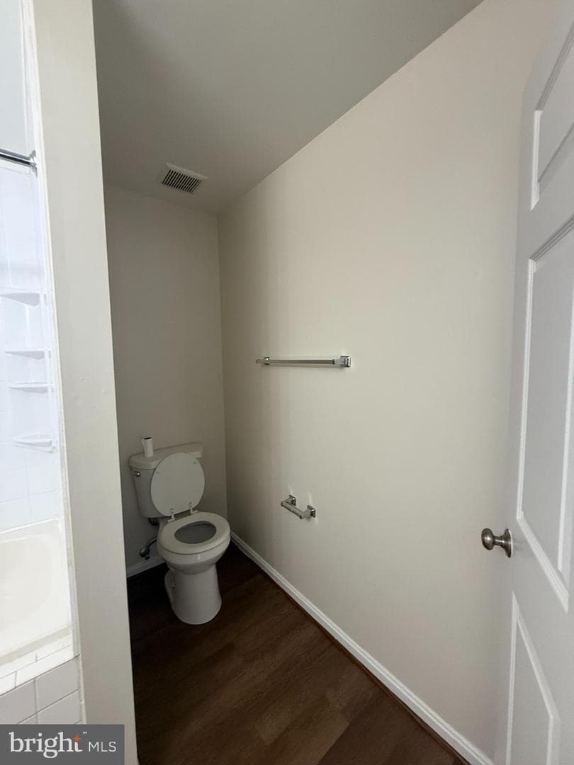 9704 Lake Pointe Court #102 photo 36