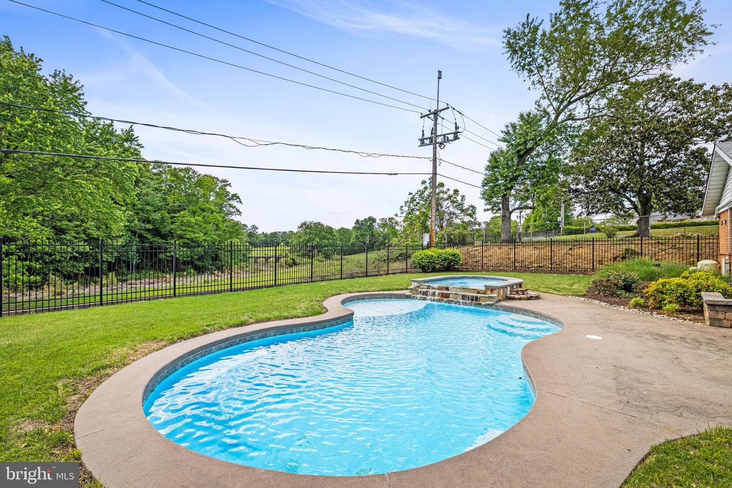 12227 Foxhill Lane photo 34