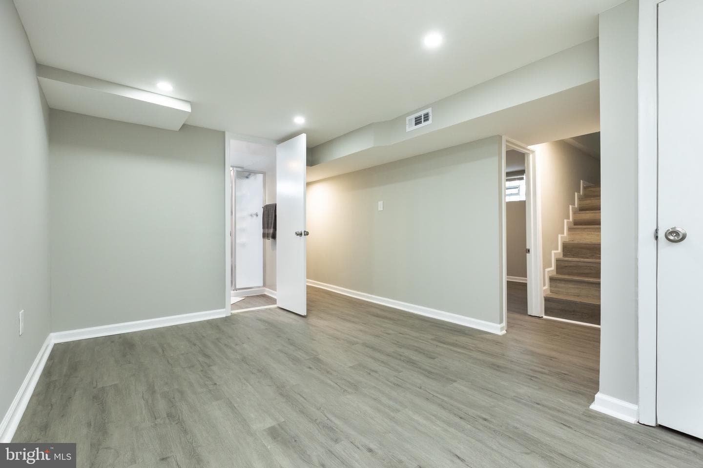 8624 Cunningham Drive photo 28