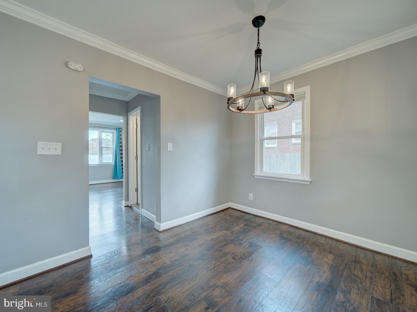 2407 Saint Clair Drive photo 14