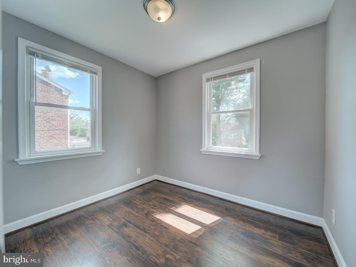 2407 Saint Clair Drive photo 26