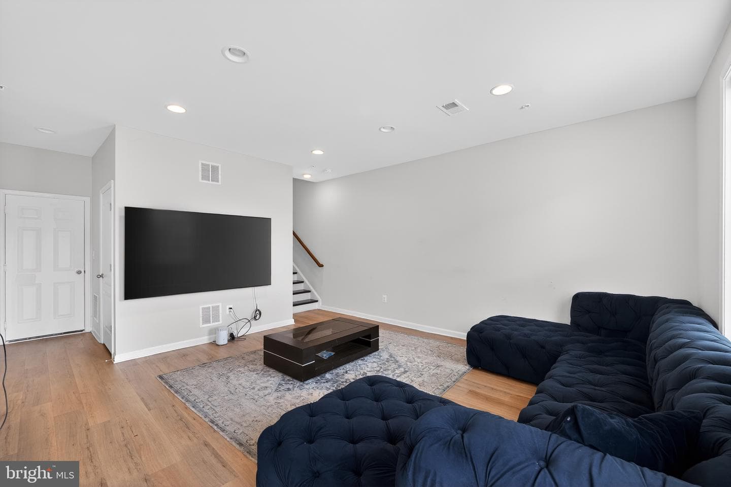 1030 Flester Lane photo 27