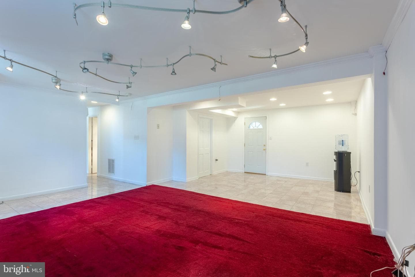 6613 Calmos Street photo 25