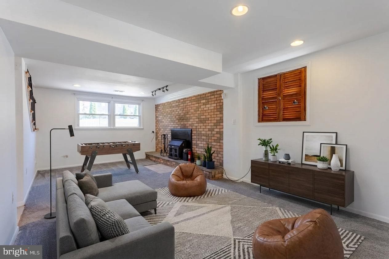 6613 Calmos Street photo 27