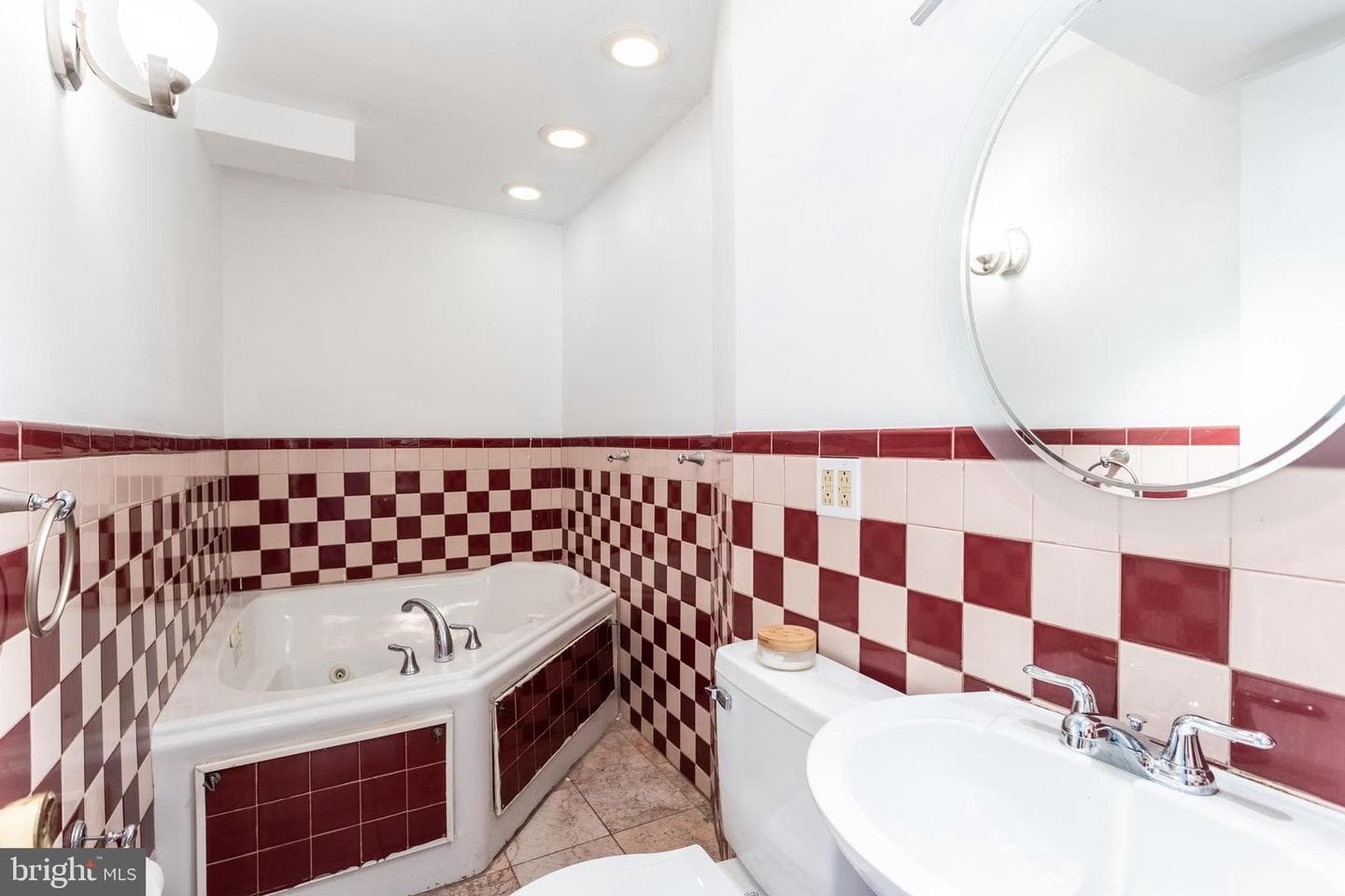 6613 Calmos Street photo 32