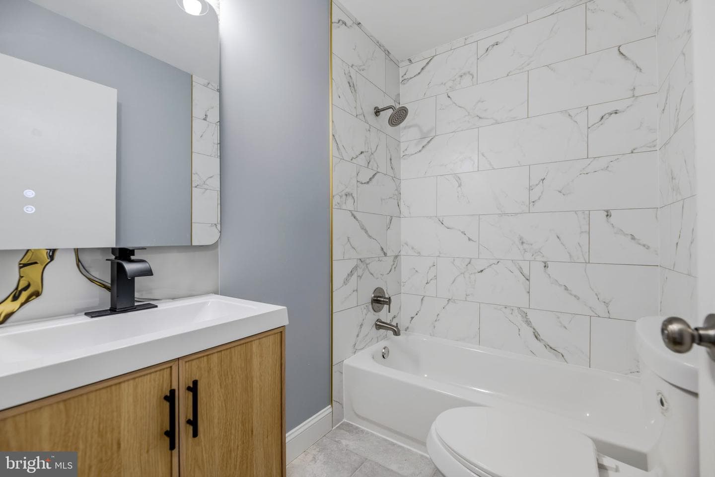 1001 Elderberry Place photo 16