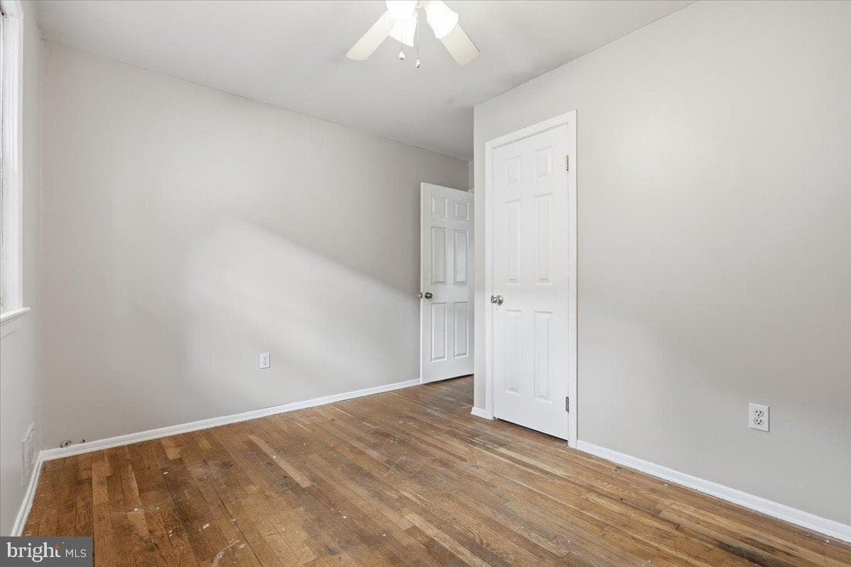 11410 Caroline Avenue photo 15