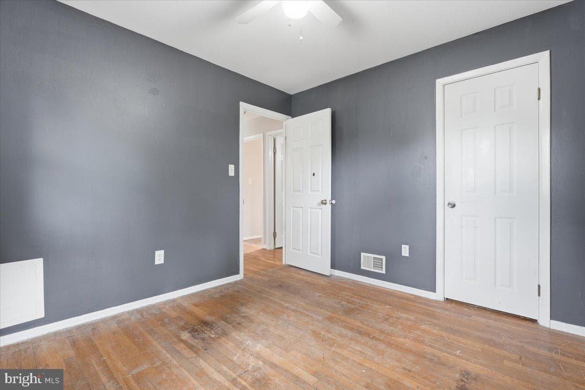 11410 Caroline Avenue photo 19