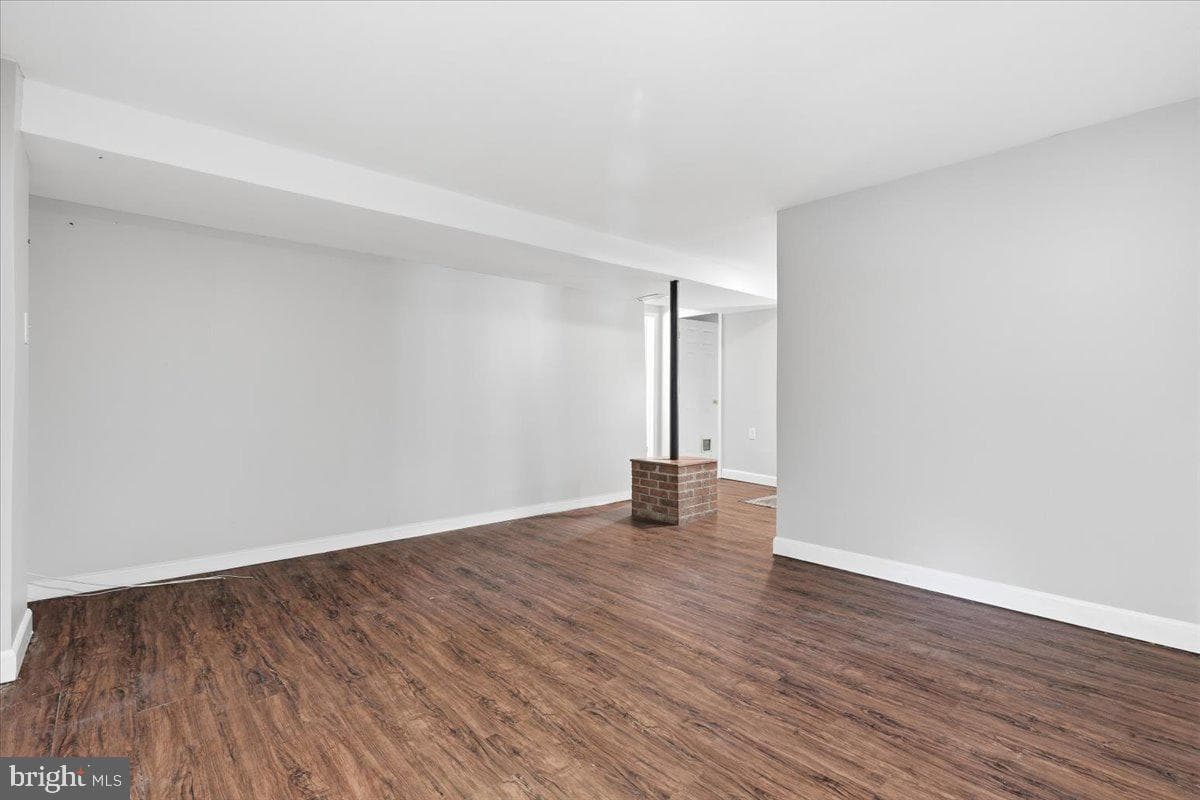 11410 Caroline Avenue photo 22