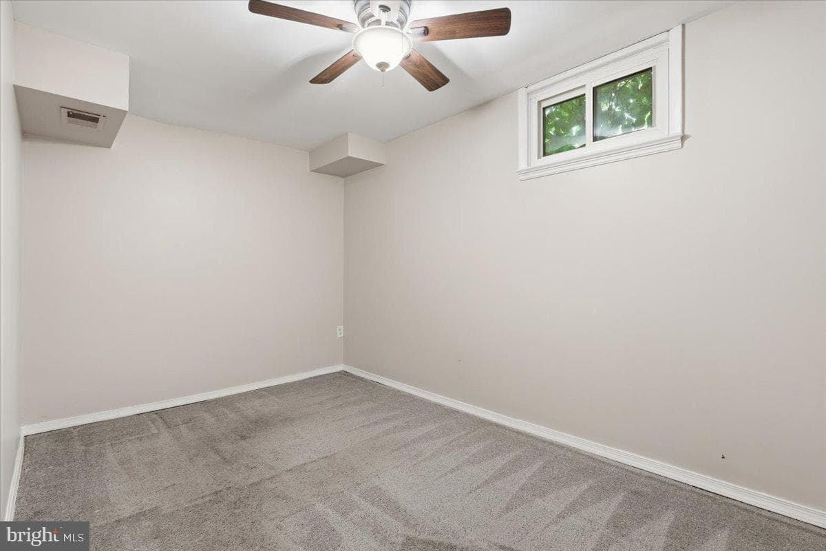 11410 Caroline Avenue photo 23
