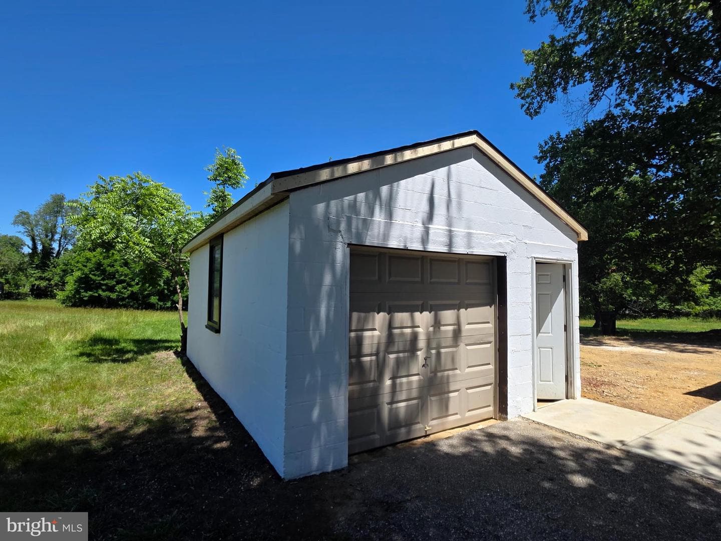 2206 Brinkley Road photo 32