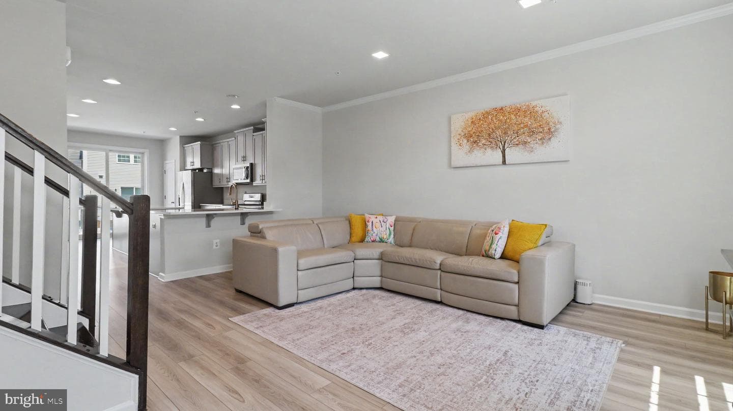 7607 Presidential Parkway photo 21