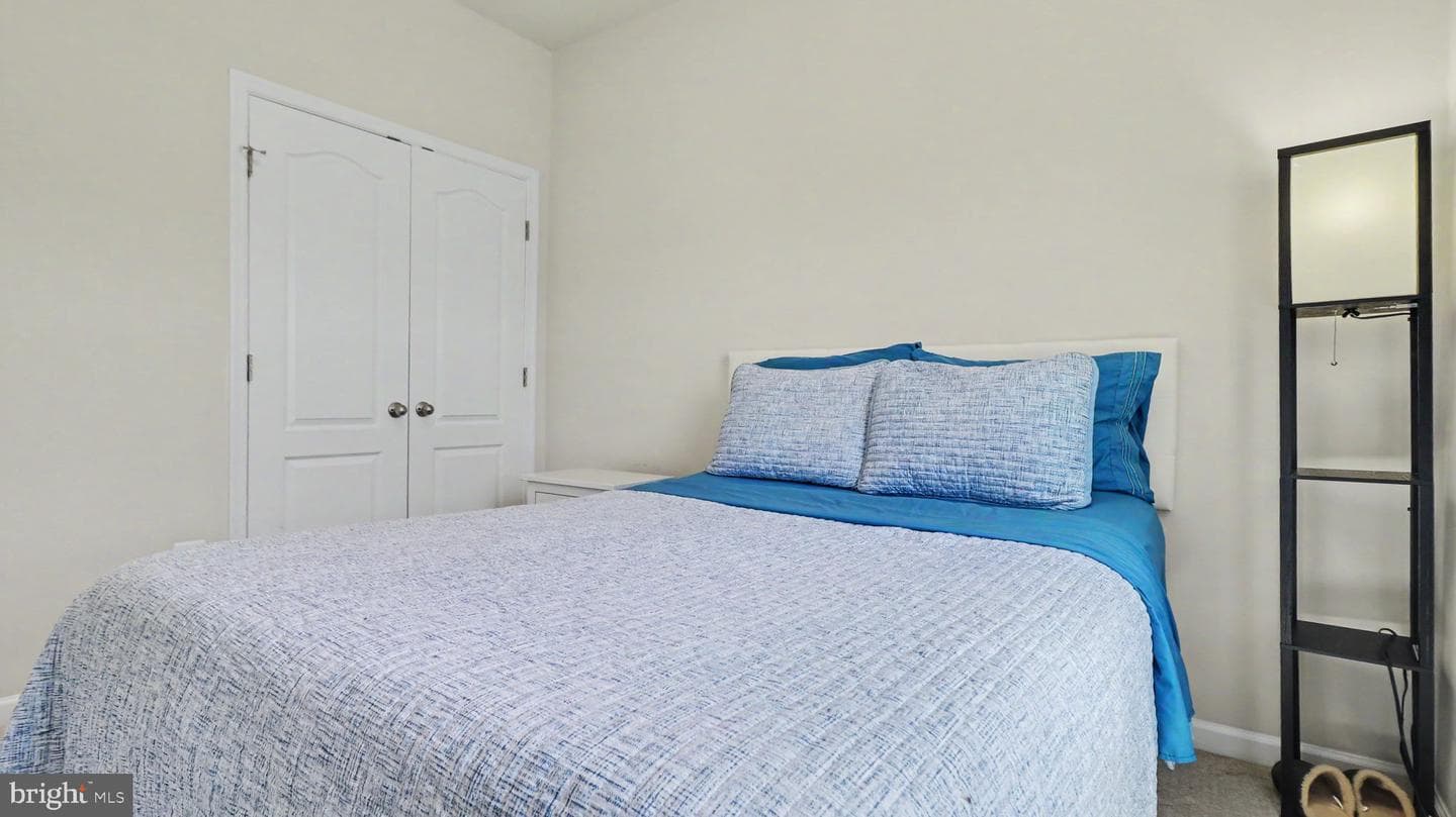 7607 Presidential Parkway photo 38