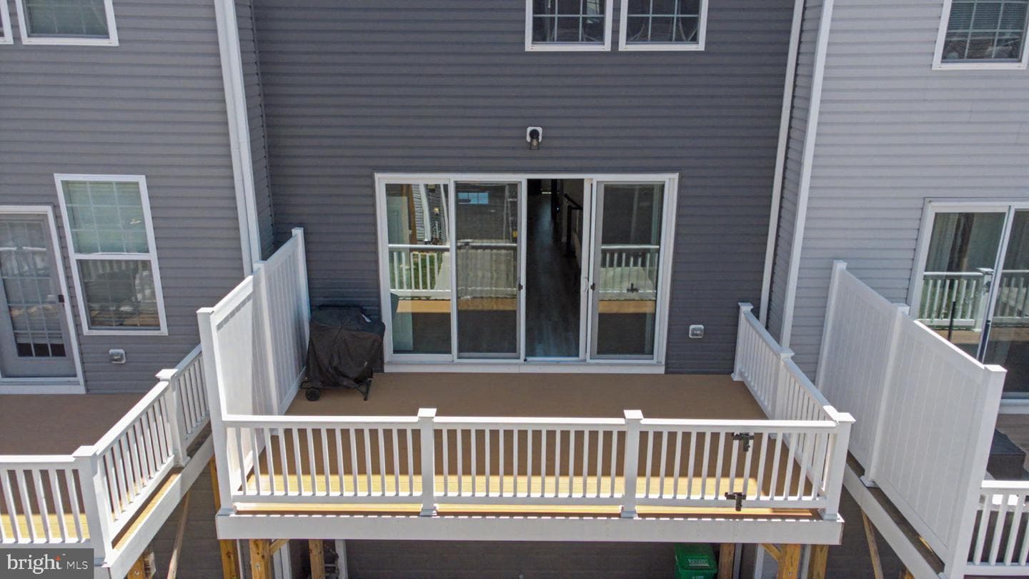 7607 Presidential Parkway photo 52