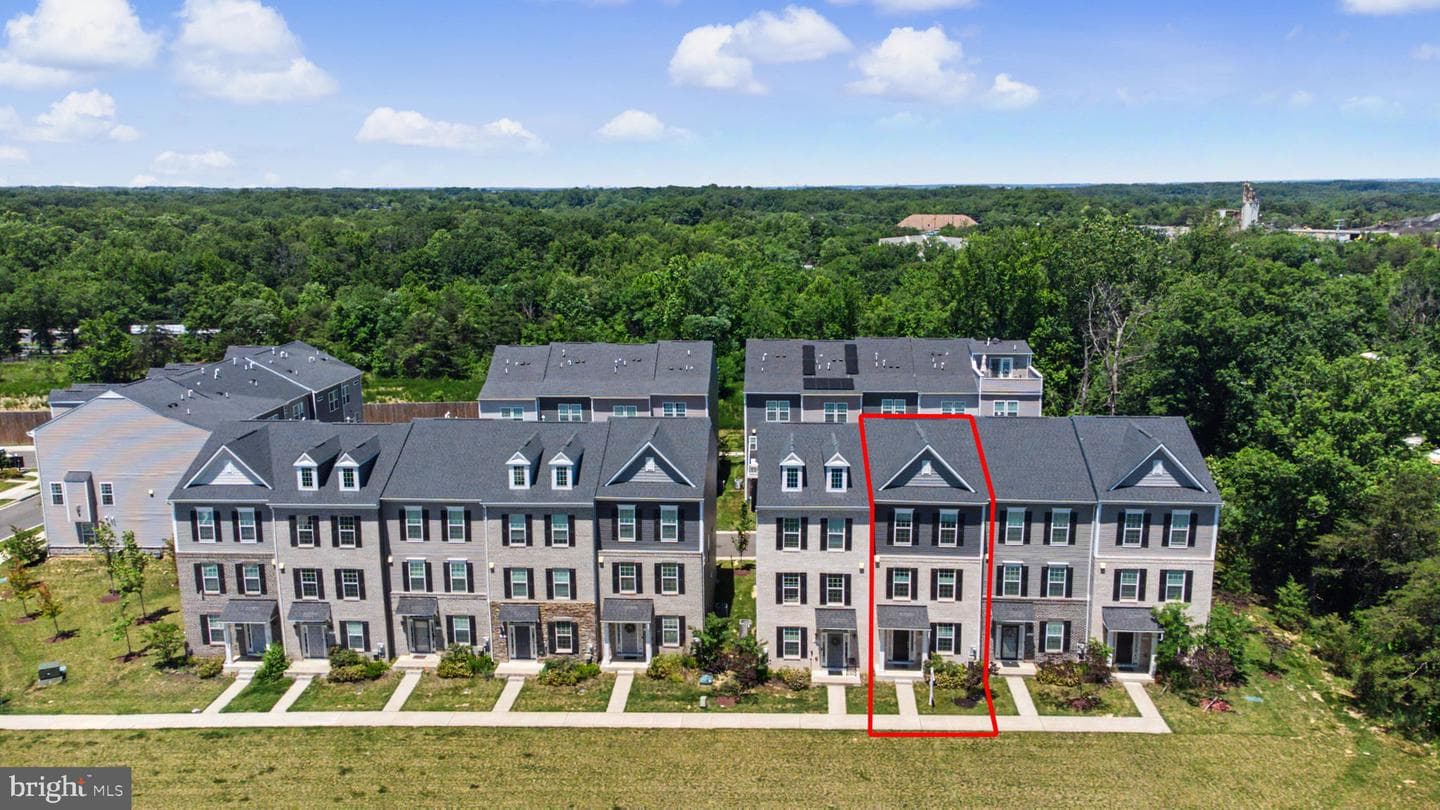 7607 Presidential Parkway photo 56