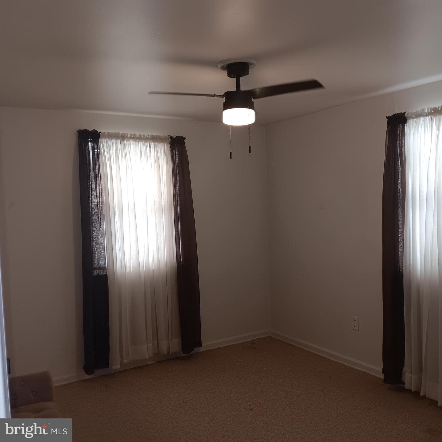 1825 Addison Road S photo 11