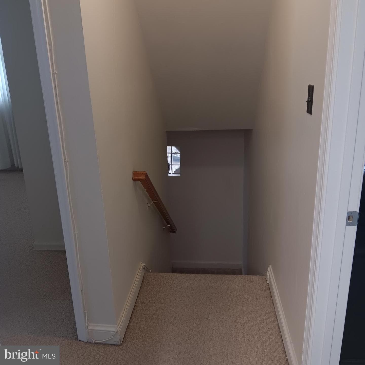 1825 Addison Road S photo 12