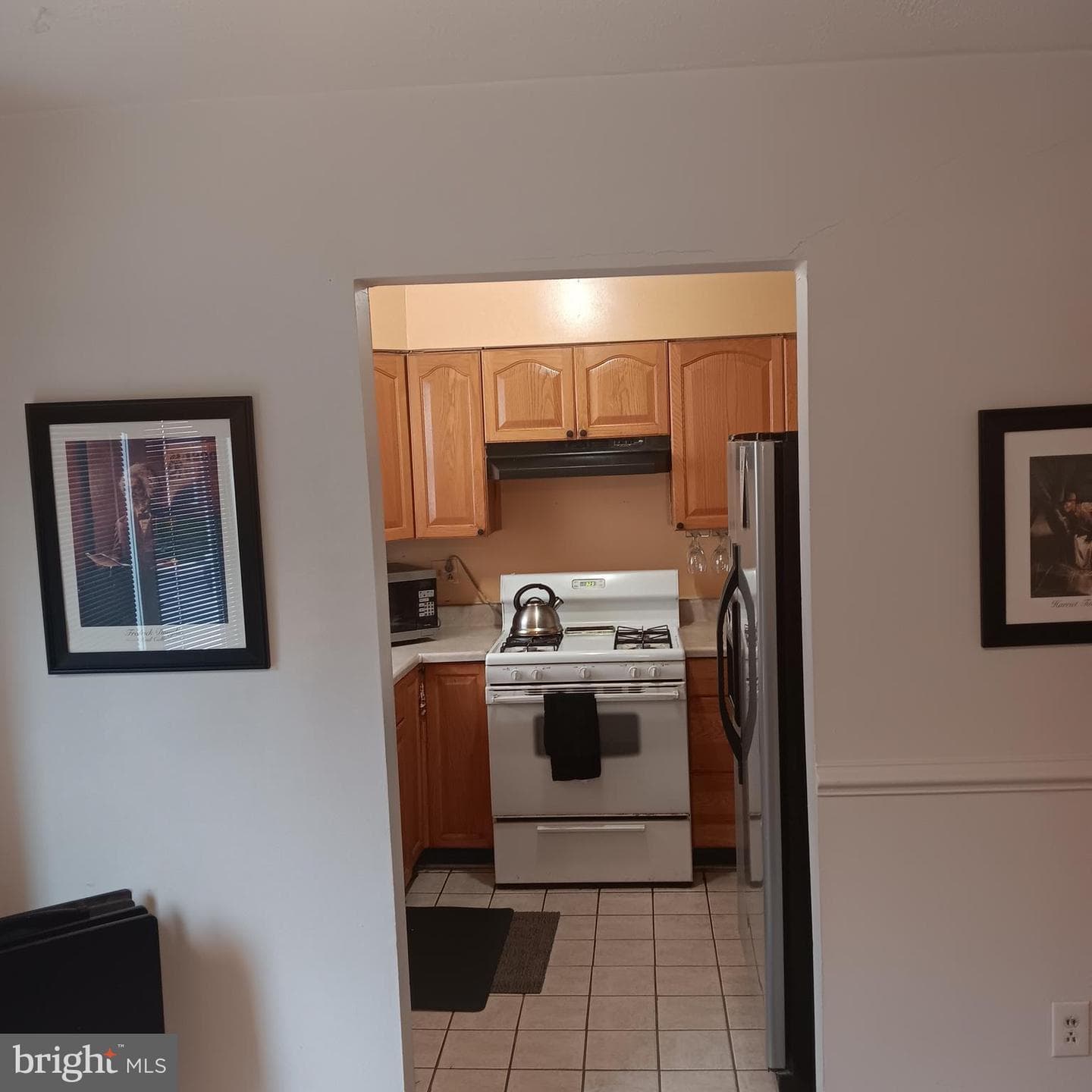 1825 Addison Road S photo 36