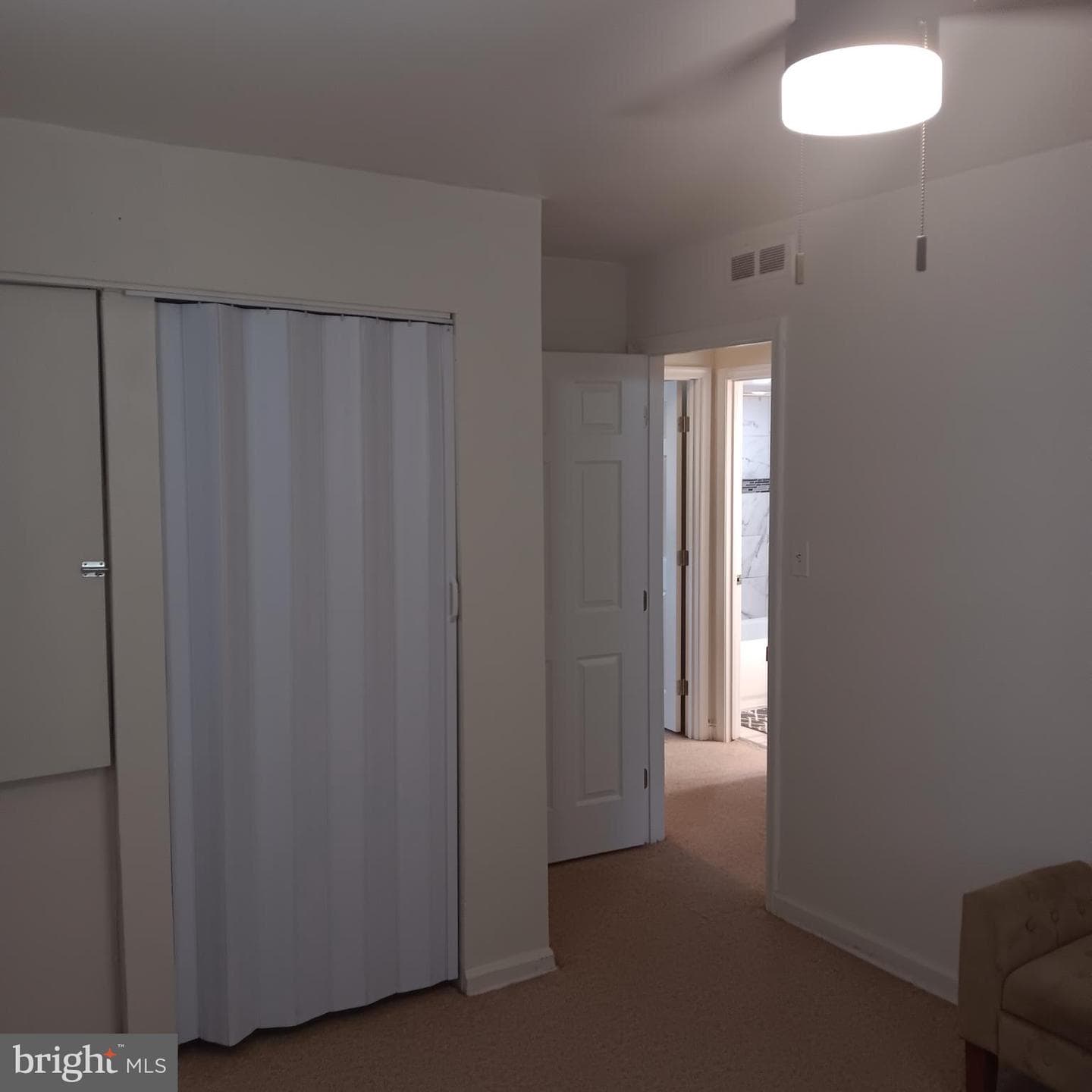 1825 Addison Road S photo 8