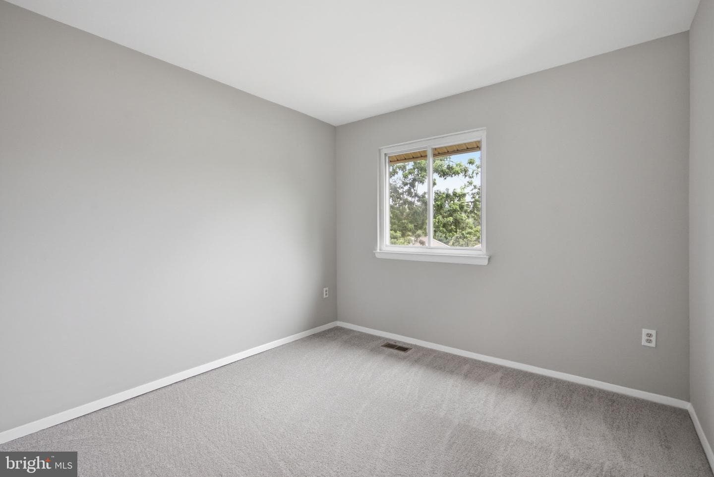 8654 Brae Brooke Drive photo 20