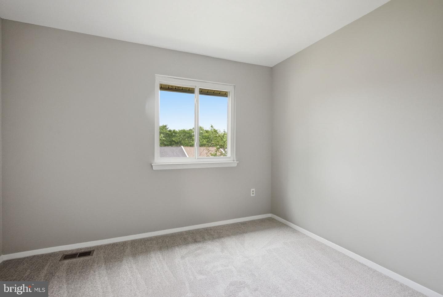 8654 Brae Brooke Drive photo 22