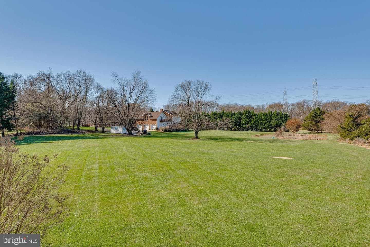 2300 Bermondsey Drive photo 87