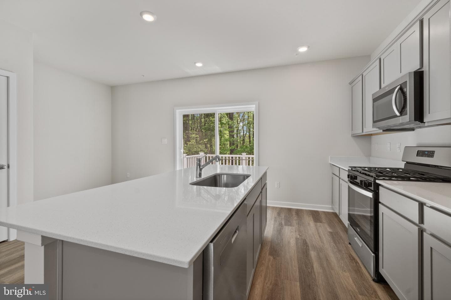 15017 Douglas Fir Lane photo 10