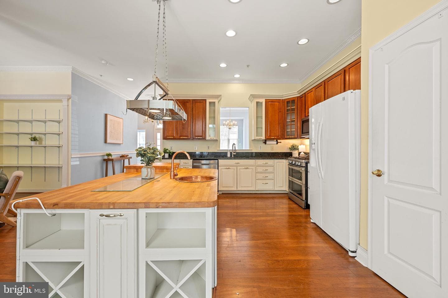 2140 Vittoria Court #66 photo 5