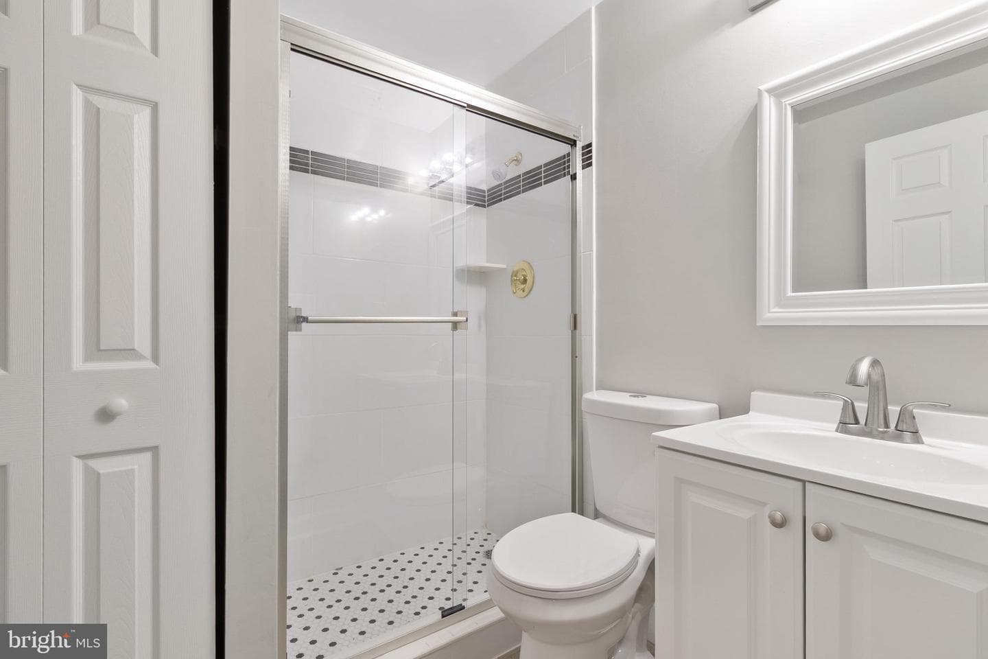 1203 Kingsbury Dr photo 15