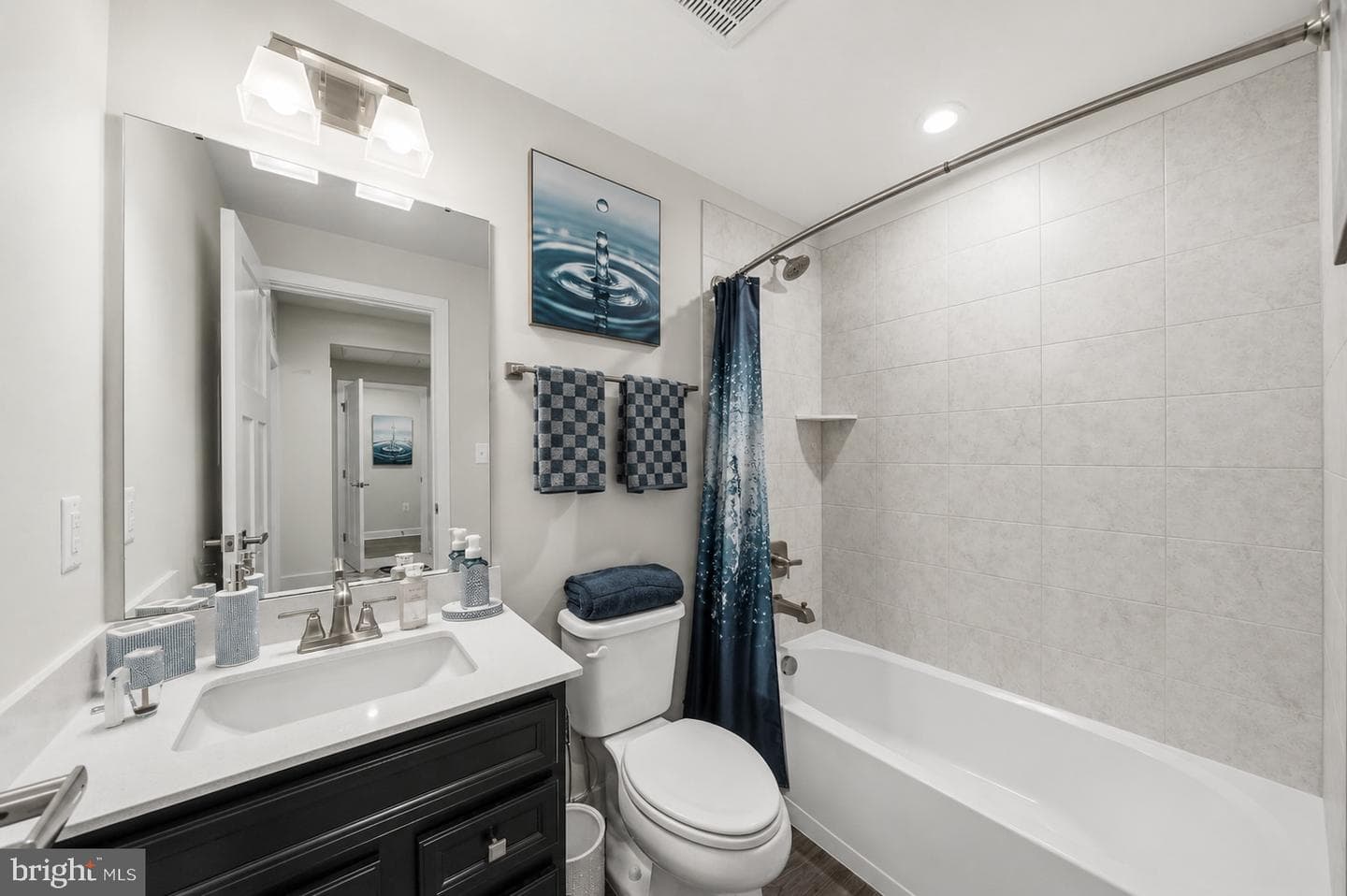 170 Lawndale Drive photo 31