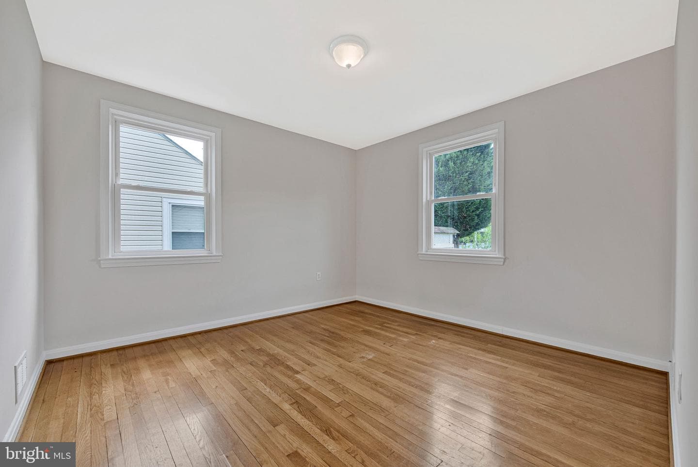 5007 Somerset Road photo 14