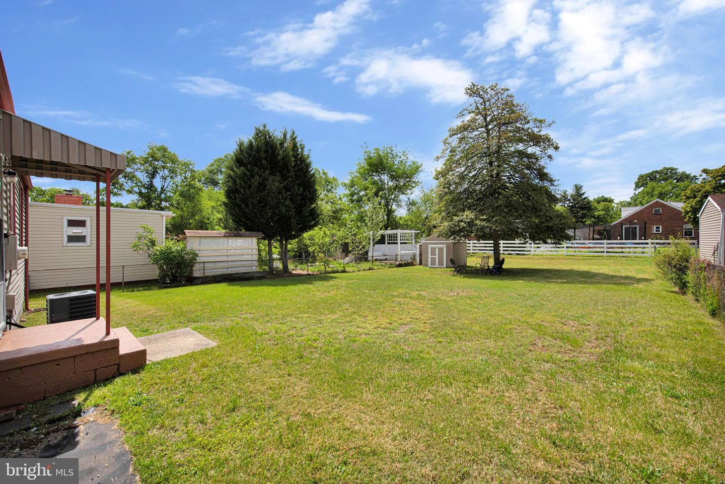 5007 Somerset Road photo 24