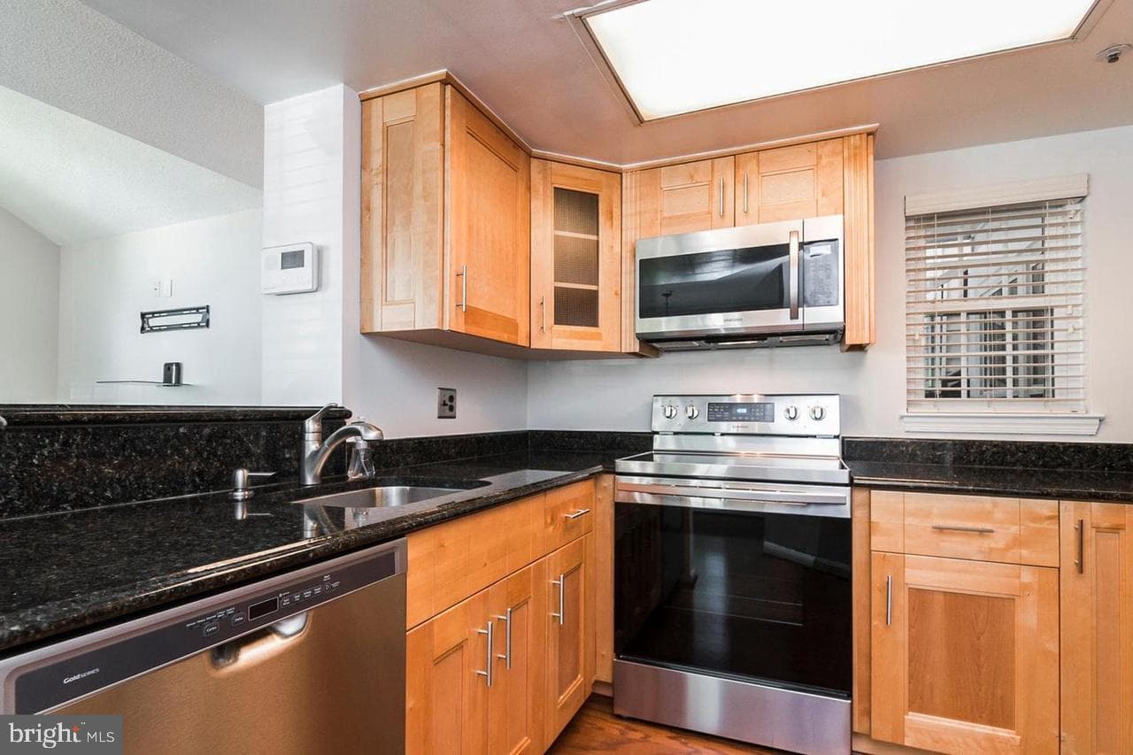 908 Westhaven Drive #11-201 photo 14