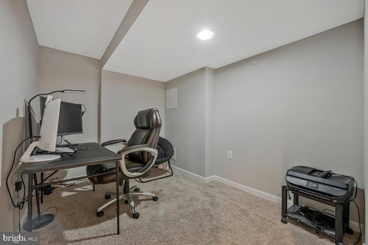 7219 Kidmore Lane photo 31