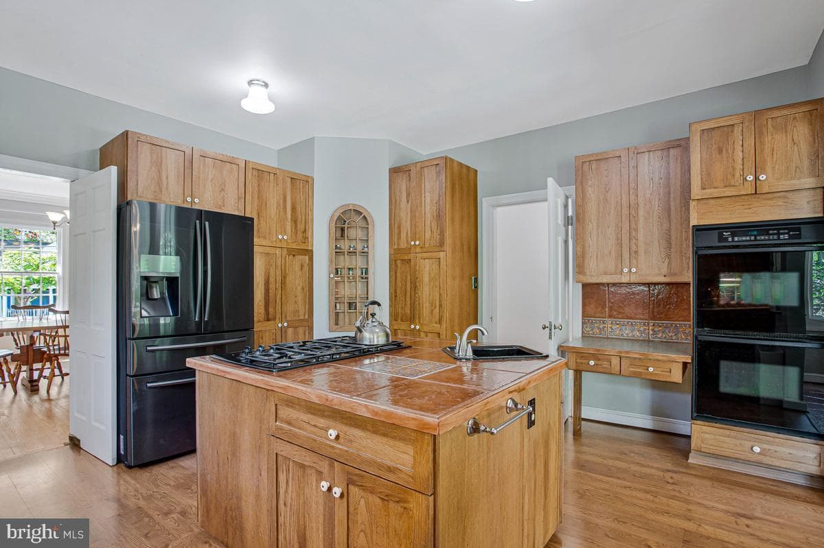 4212 Longfellow Street photo 9