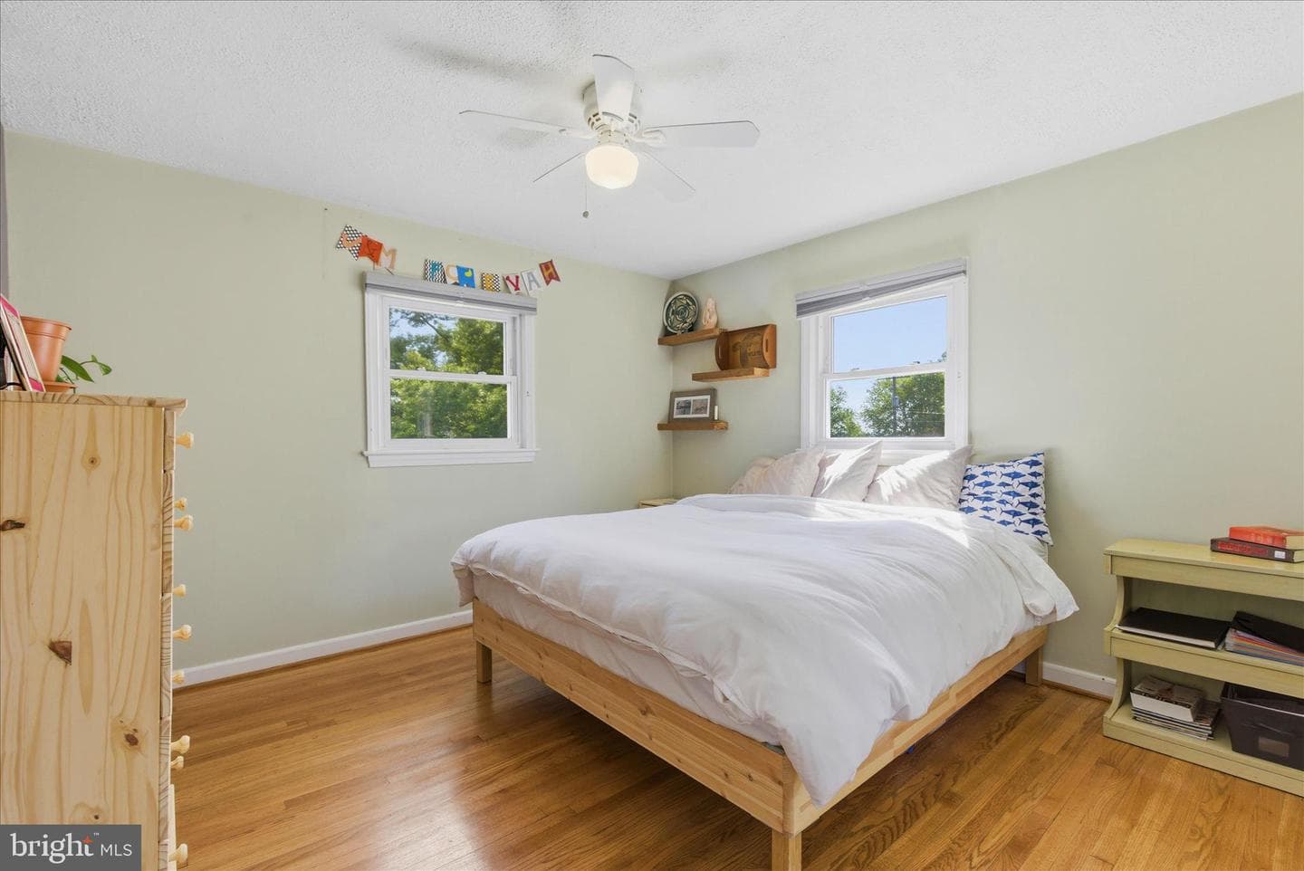 6317 Jason Avenue photo 11