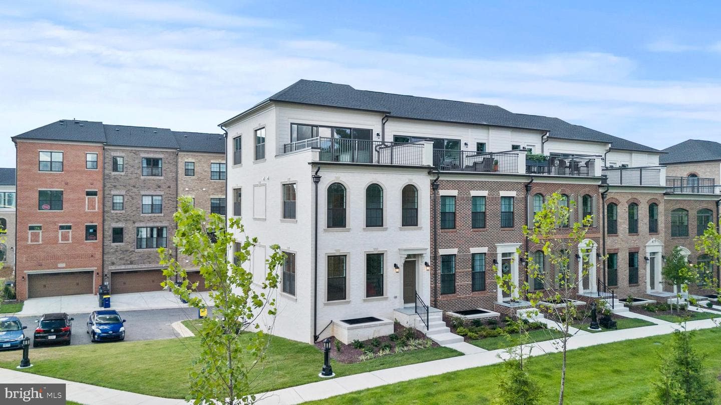 612 Catamaran Way, National Harbor