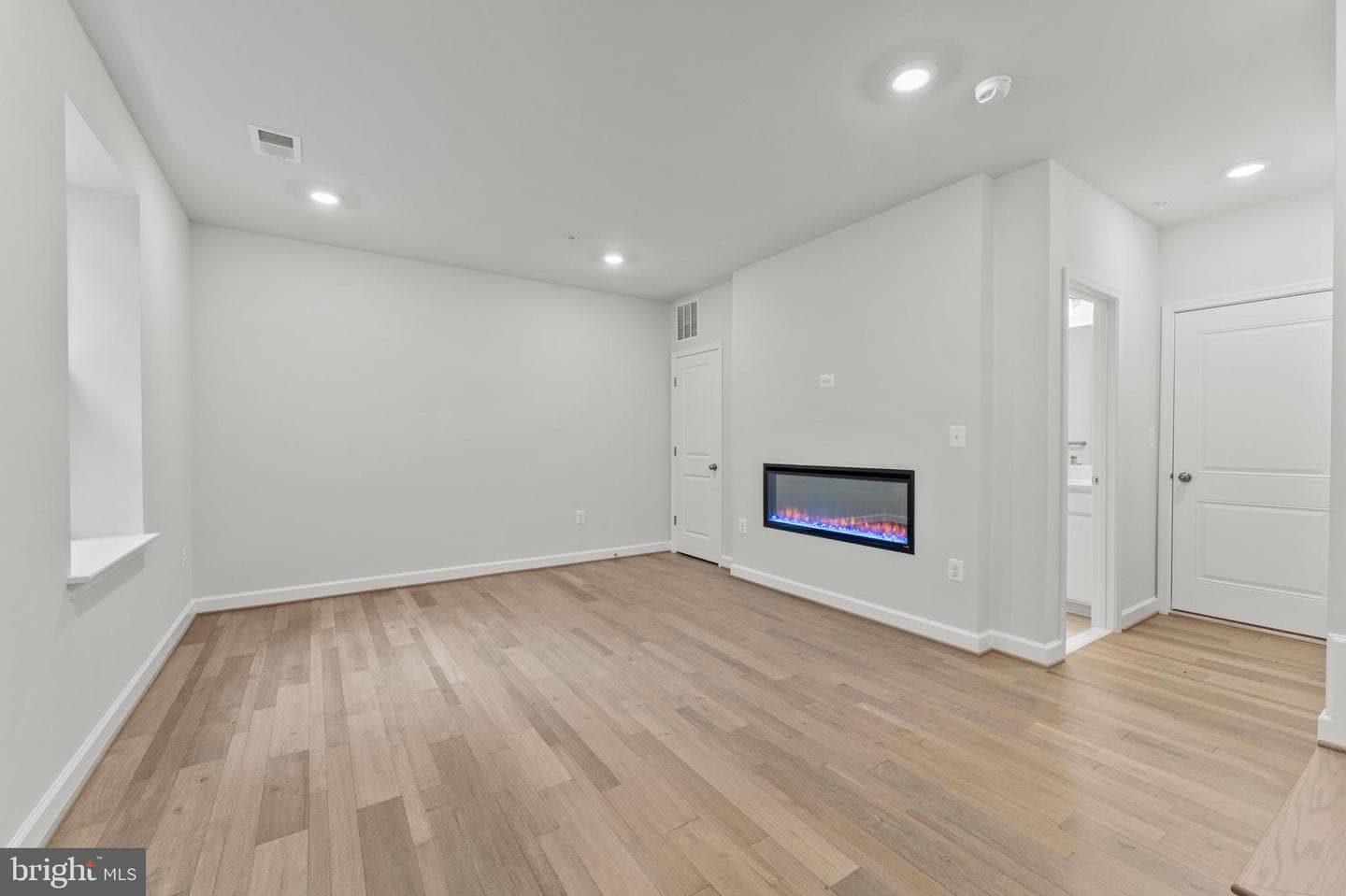 612 Catamaran Way photo 28
