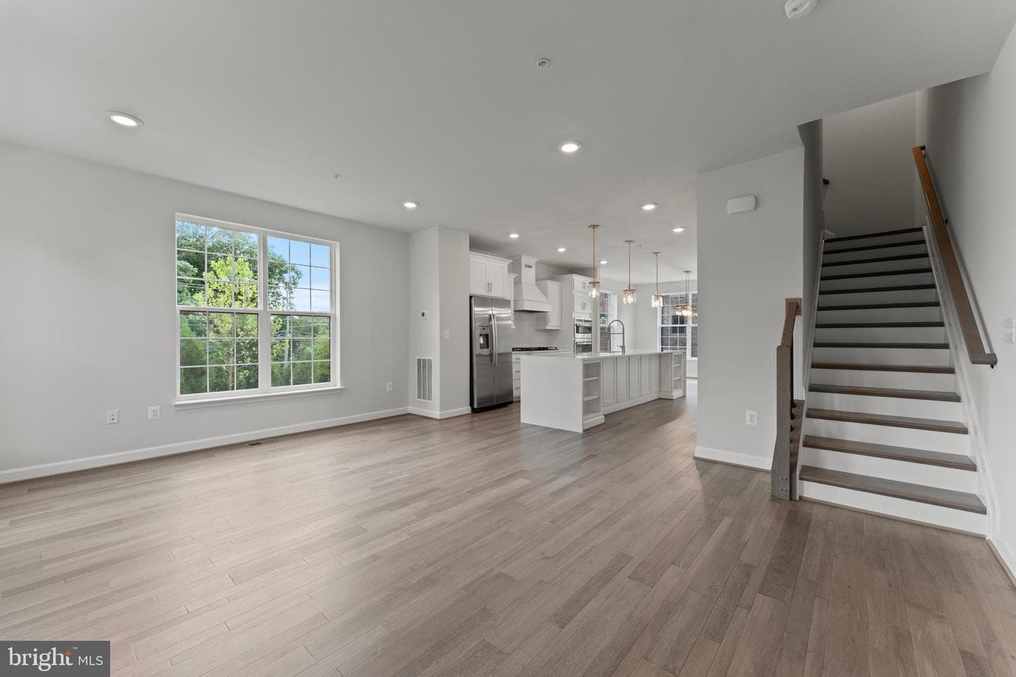 612 Catamaran Way photo 32