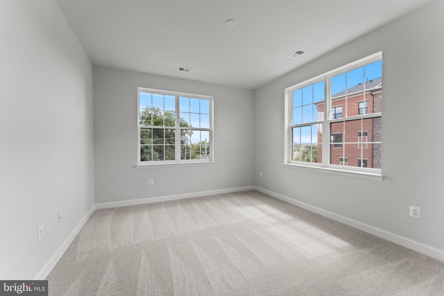 612 Catamaran Way photo 8