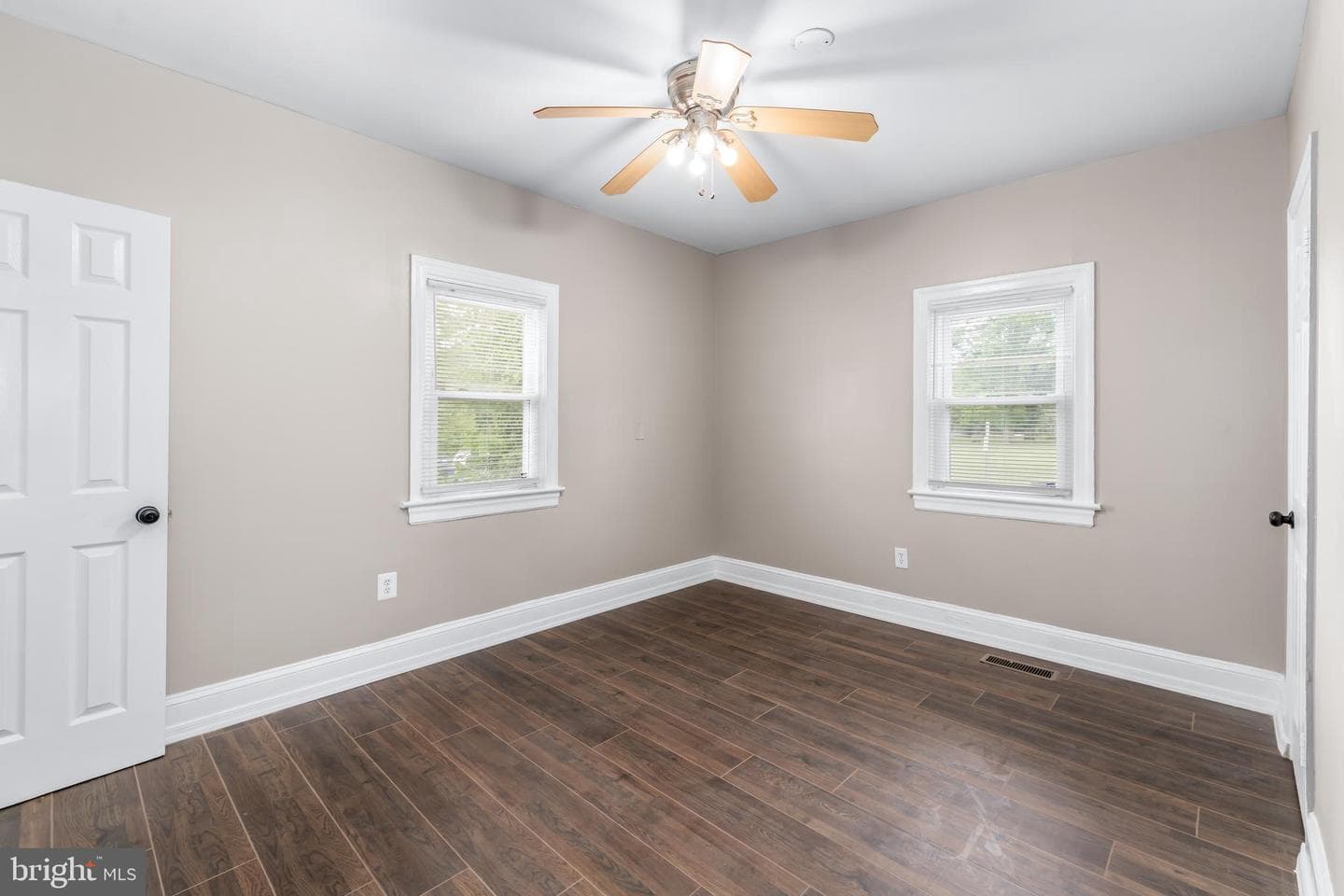 1412 Opus Avenue photo 25