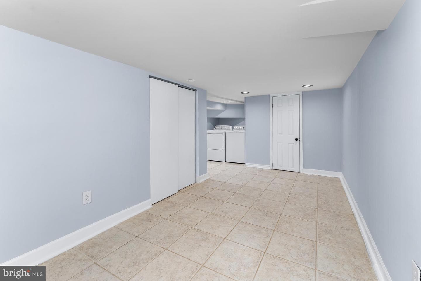 1412 Opus Avenue photo 27