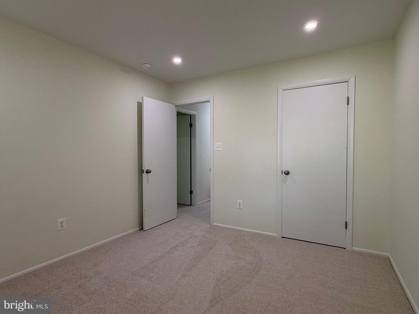 6438 Whitwell Court photo 17