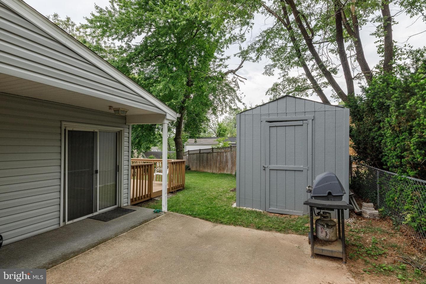 9816 53rd Avenue photo 24