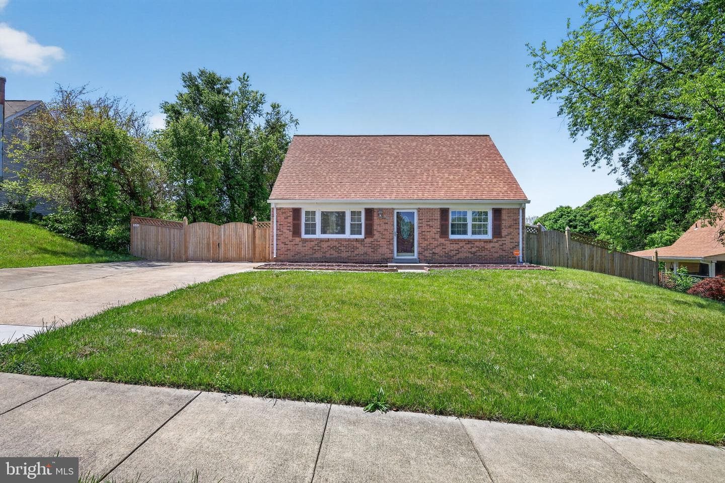 10003 Dakin Court
