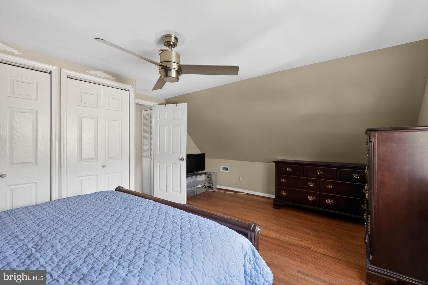 10003 Dakin Court photo 13