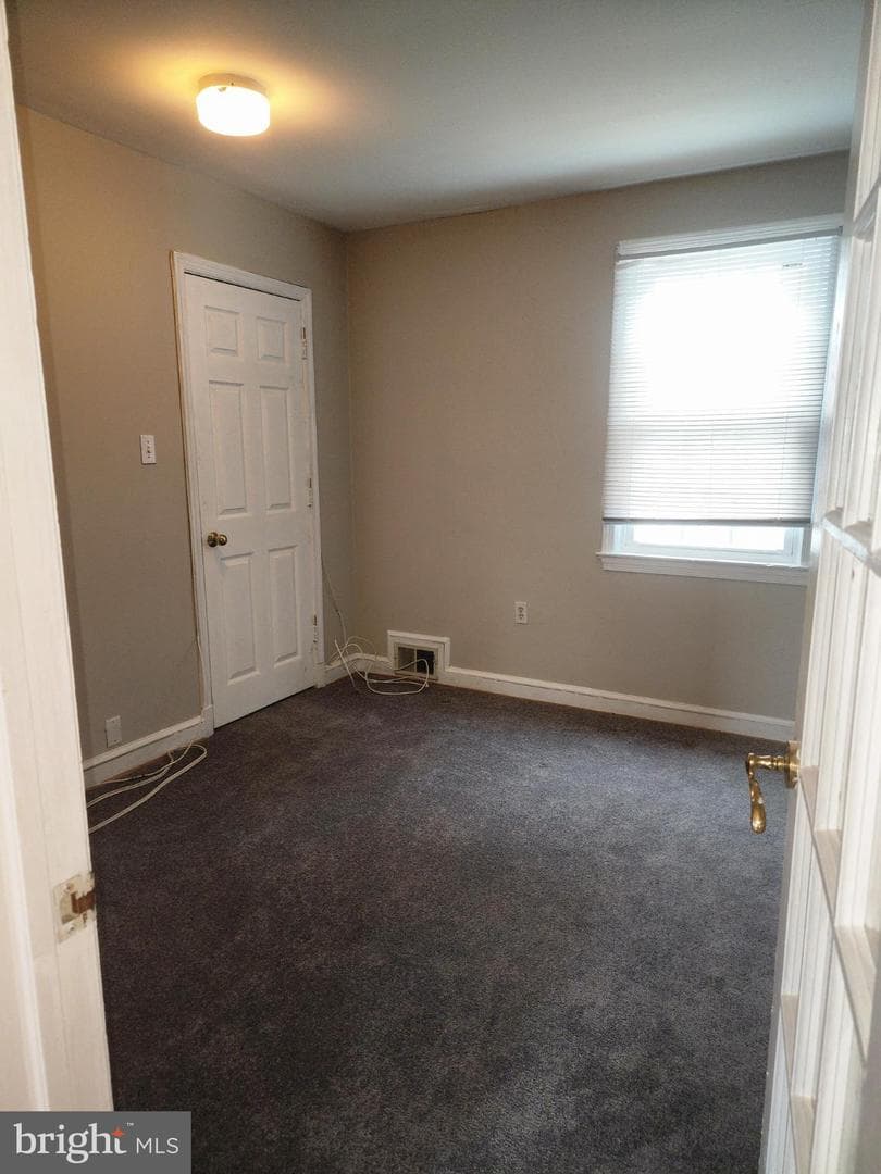 5801 Walnut Street photo 12